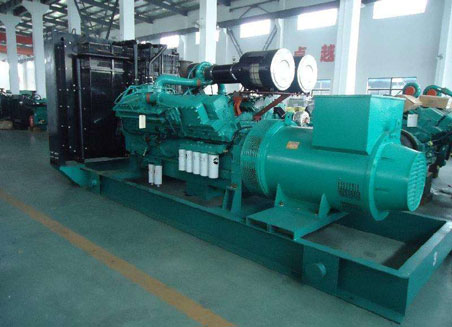 仪征800kw康明斯柴油发电机组